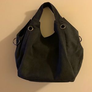 Spacious black bag